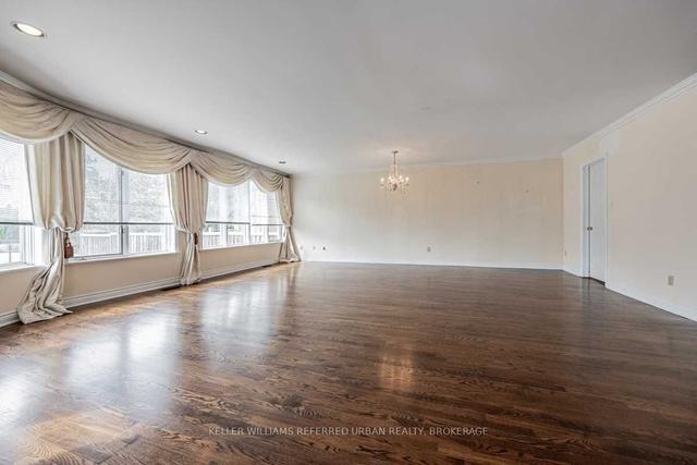 144 Shelborne Ave, House detached with 3 bedrooms, 4 bathrooms and 6 parking in Toronto ON | Image 29