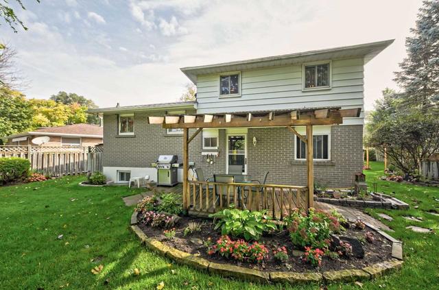 24 Curtiss Crt, House detached with 4 bedrooms, 2 bathrooms and 5 parking in Barrie ON | Image 11
