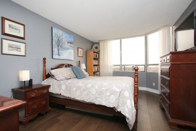 1203 - 310 Mill St S, Condo with 2 bedrooms, 2 bathrooms and 2 parking in Brampton ON | Image 6