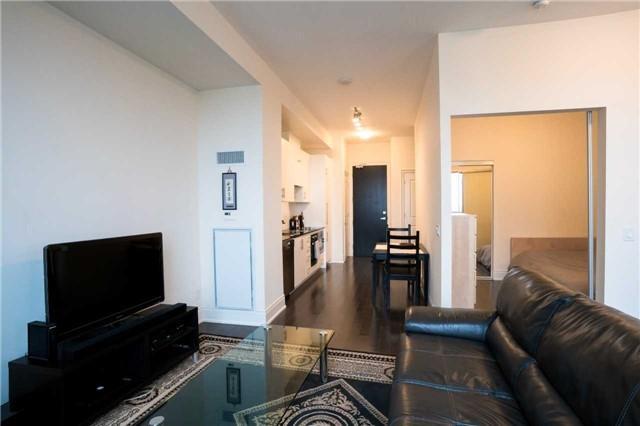 1002 - 23 Glebe Rd W, Condo with 1 bedrooms, 1 bathrooms and null parking in Toronto ON | Image 5