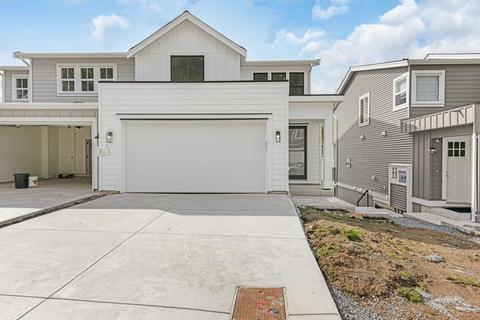 33956 Barker Court, House attached with 6 bedrooms, 4 bathrooms and 2 parking in Mission BC | Card Image