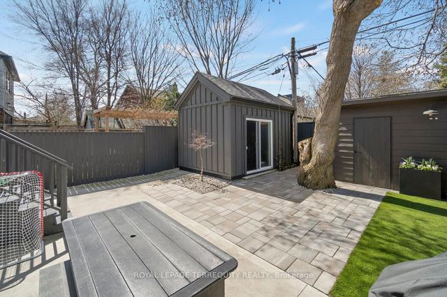 882 Windermere Ave, House detached with 3 bedrooms, 4 bathrooms and 3 parking in Toronto ON | Image 29
