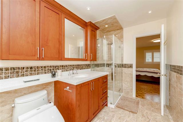 271 Discovery Tr, House detached with 4 bedrooms, 4 bathrooms and 6 parking in Vaughan ON | Image 11