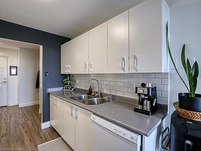 707 - 333 Commissioners Road W, House attached with 2 bedrooms, 2 bathrooms and 1 parking in London ON | Image 11