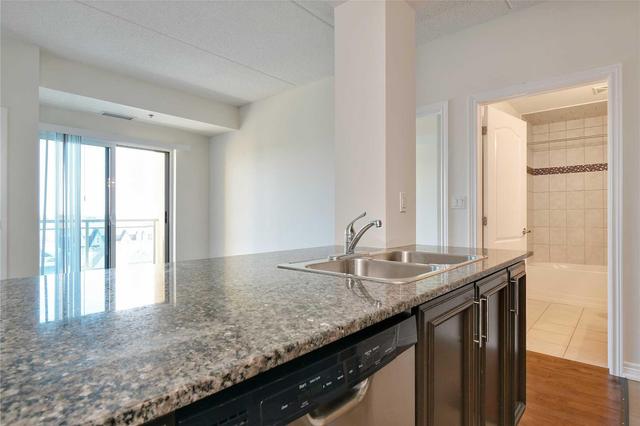 501 - 1419 Costigan Rd, Condo with 2 bedrooms, 2 bathrooms and 2 parking in Milton ON | Image 6