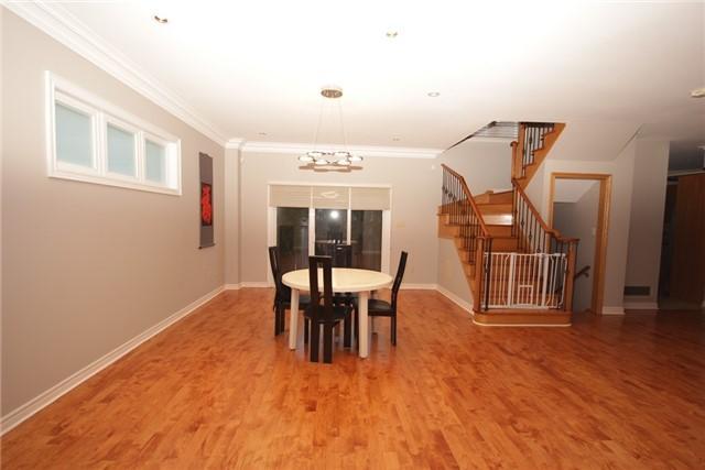 34 - 603 Clark Ave, Townhouse with 3 bedrooms, 4 bathrooms and 4 parking in Vaughan ON | Image 2