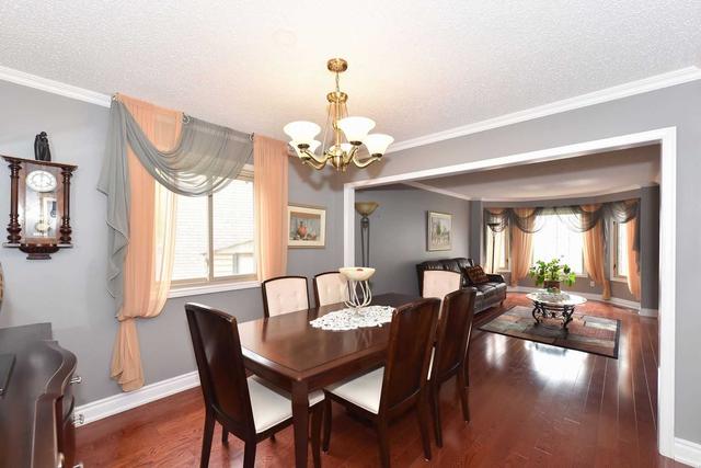5 Cavendish Crt, House detached with 4 bedrooms, 4 bathrooms and 8 parking in Vaughan ON | Image 39