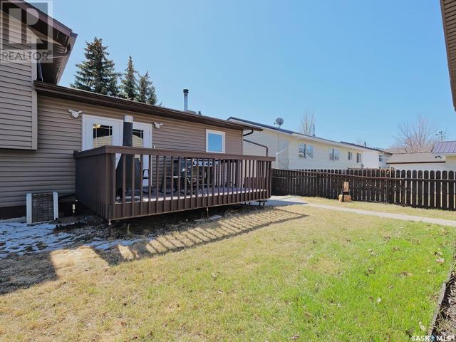 407 3rd Avenue E, House detached with 4 bedrooms, 2 bathrooms and null parking in Rosetown SK | Image 42