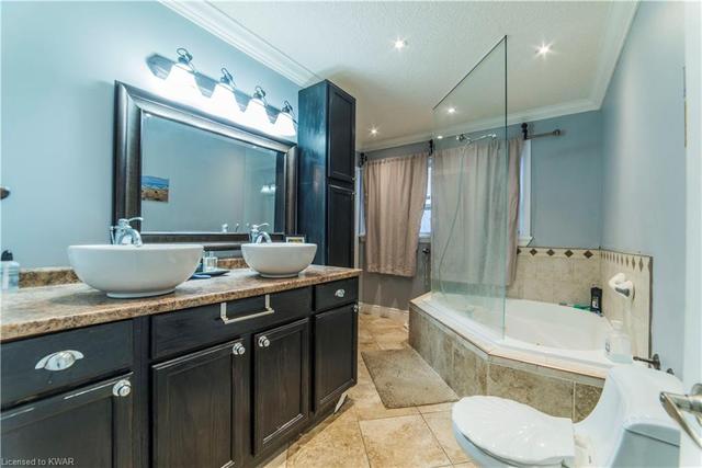 221 Vanier Drive, House detached with 12 bedrooms, 7 bathrooms and 10 parking in Kitchener ON | Image 13