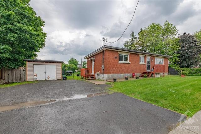 1935 Tenth Line Road, Home with 0 bedrooms, 0 bathrooms and 6 parking in Ottawa ON | Image 1