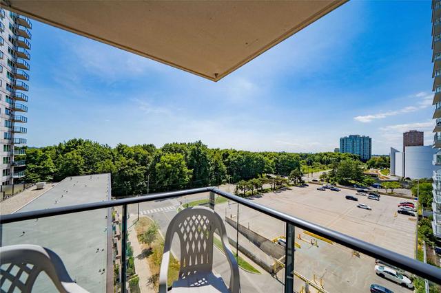 908 - 25 Town Centre Crt, Condo with 2 bedrooms, 2 bathrooms and 1 parking in Toronto ON | Image 29