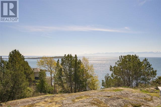 285 King George Terr, House detached with 4 bedrooms, 6 bathrooms and 3 parking in Oak Bay BC | Image 78