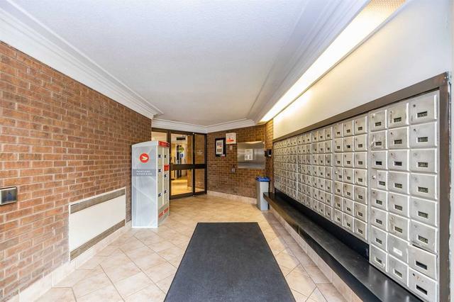 101 - 6720 Glen Erin Dr, Condo with 2 bedrooms, 1 bathrooms and 1 parking in Mississauga ON | Image 34