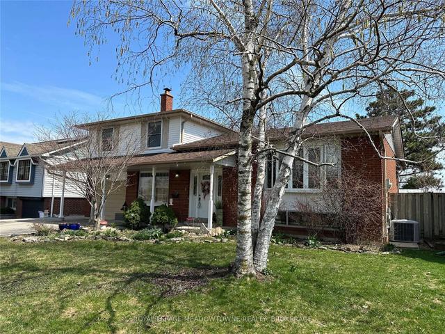 833 Willow Ave, House detached with 3 bedrooms, 2 bathrooms and 3 parking in Milton ON | Image 12