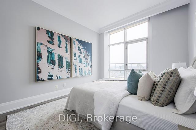 ph24 - 400 Walmer Rd, Condo with 2 bedrooms, 2 bathrooms and 2 parking in Toronto ON | Image 18