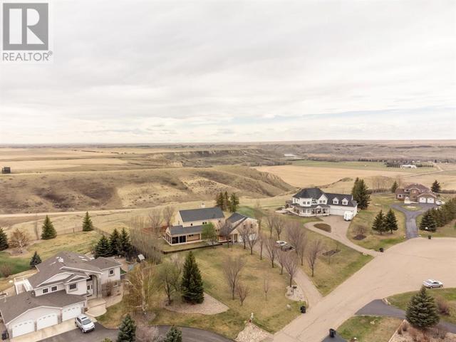 221 Falcon Ridge Way, House detached with 5 bedrooms, 5 bathrooms and 4 parking in Lethbridge County AB | Card Image