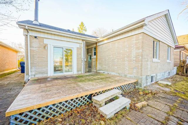 22 Todd Rd, House detached with 3 bedrooms, 3 bathrooms and 4 parking in Toronto ON | Image 32