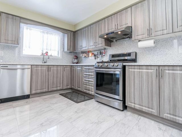 18 Garibaldi Dr, House semidetached with 3 bedrooms, 3 bathrooms and 3 parking in Brampton ON | Image 23