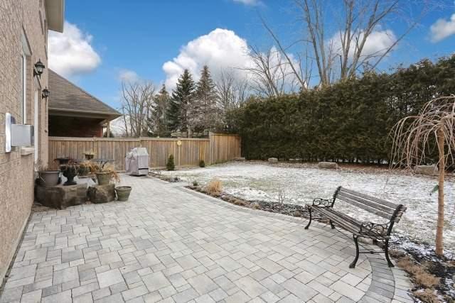 29 Corvinelli Dr, House detached with 5 bedrooms, 4 bathrooms and 4 parking in Whitby ON | Image 20