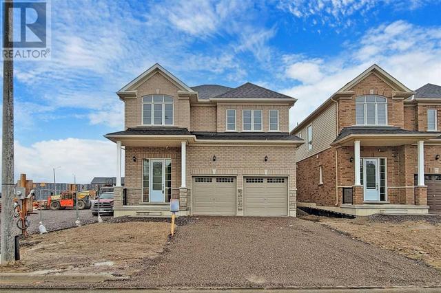 647 Lemay Grve, House detached with 4 bedrooms, 3 bathrooms and 4 parking in Peterborough ON | Card Image