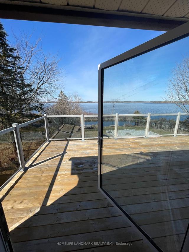334 Fralick's Beach Rd W, House detached with 4 bedrooms, 2 bathrooms and 6 parking in Mississaugas of Scugog Island ON | Image 9