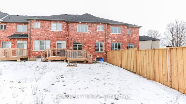 1952 Mcneil St, House attached with 3 bedrooms, 3 bathrooms and 3 parking in Innisfil ON | Image 32