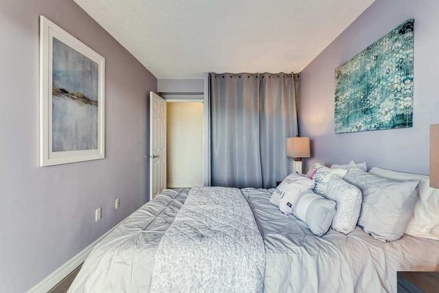 702 - 40 Harding Blvd W, Condo with 2 bedrooms, 2 bathrooms and 1 parking in Richmond Hill ON | Image 27