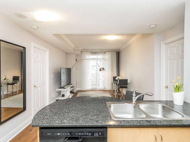 607 - 18 Kenaston Gdns, Condo with 2 bedrooms, 2 bathrooms and 1 parking in Toronto ON | Image 34