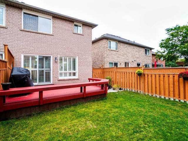 7157 Black Walnut Tr, House semidetached with 3 bedrooms, 3 bathrooms and 4 parking in Mississauga ON | Image 22