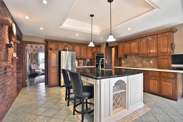 488 Macdonald Rd, House detached with 4 bedrooms, 5 bathrooms and 20 parking in Oakville ON | Image 6