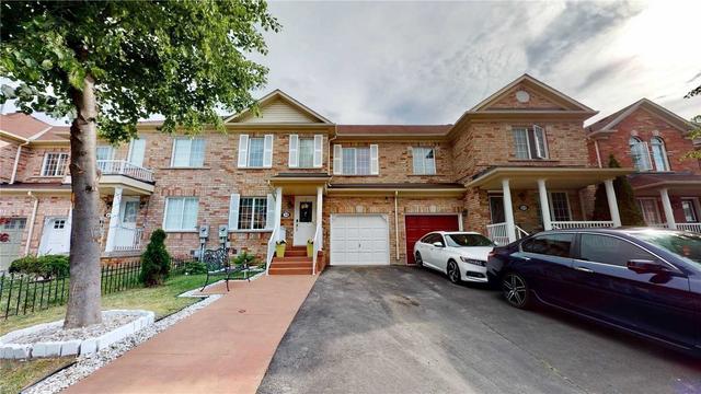 79 Tianalee Cres E, House attached with 3 bedrooms, 3 bathrooms and 3 parking in Brampton ON | Image 1