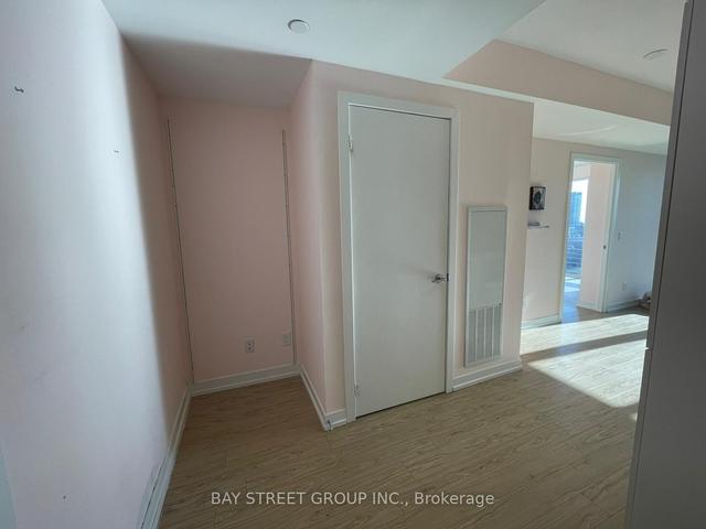 4305 - 85 Wood St, Condo with 1 bedrooms, 1 bathrooms and 0 parking in Toronto ON | Image 10