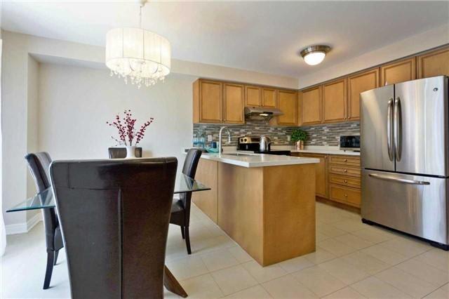 104 Greenhalf Dr, House detached with 3 bedrooms, 3 bathrooms and 2 parking in Ajax ON | Image 8