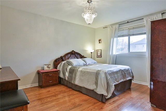 151 Bishop Ave, House detached with 3 bedrooms, 3 bathrooms and 4 parking in Toronto ON | Image 9