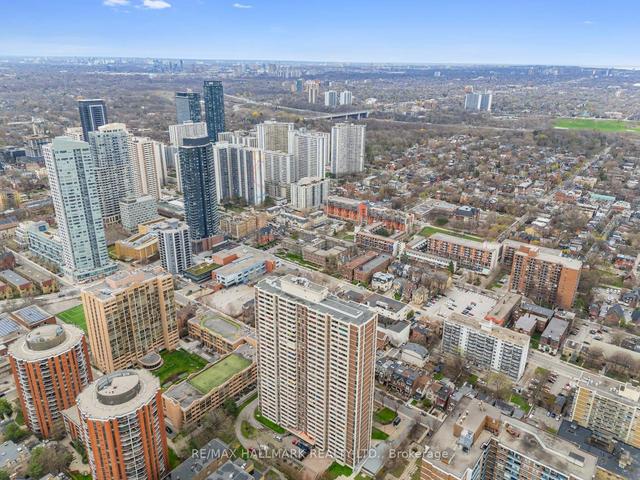 2210 - 40 Homewood Ave, Condo with 1 bedrooms, 1 bathrooms and 1 parking in Toronto ON | Image 19