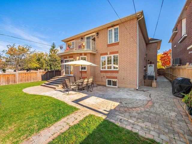 72 Westbourne Ave, House detached with 4 bedrooms, 5 bathrooms and 6 parking in Toronto ON | Image 35