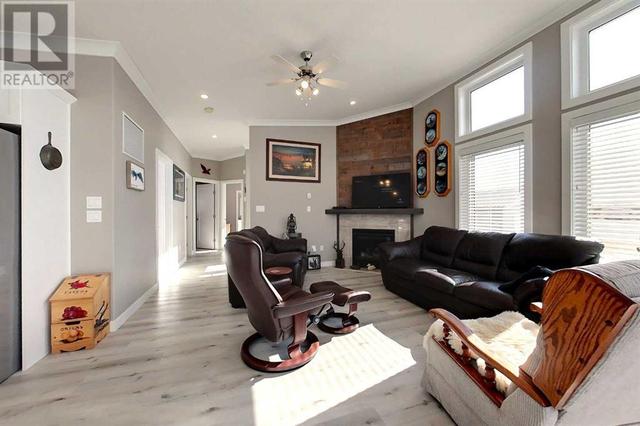 5, - 10405 740 Township, House other with 2 bedrooms, 2 bathrooms and 8 parking in Big Lakes County AB | Image 10