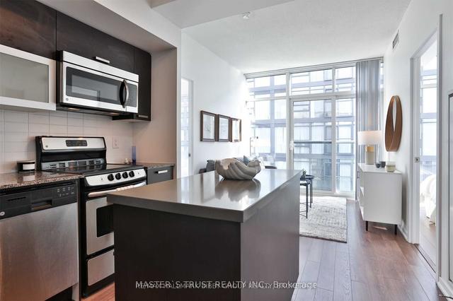 ph05 - 36 Lisgar St, Condo with 2 bedrooms, 2 bathrooms and 1 parking in Toronto ON | Image 2