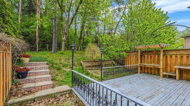 91 Gamble Glen Cres, House semidetached with 3 bedrooms, 3 bathrooms and 4 parking in Richmond Hill ON | Image 31