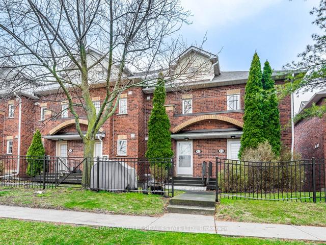 12 - 2 Hedge End Rd, Townhouse with 3 bedrooms, 3 bathrooms and 2 parking in Toronto ON | Image 26