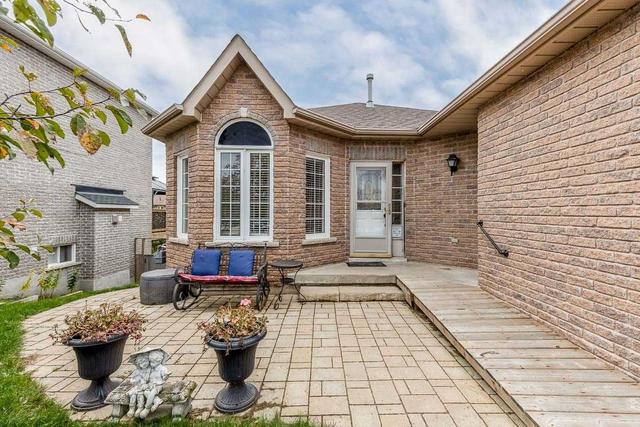 287 Pringle Dr, House detached with 2 bedrooms, 2 bathrooms and 5 parking in Barrie ON | Image 34
