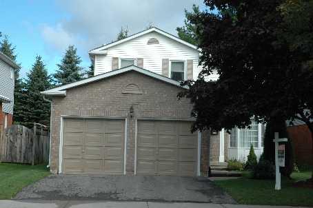 166 George Reynolds Dr, House detached with 3 bedrooms, 4 bathrooms and 2 parking in Clarington ON | Image 1