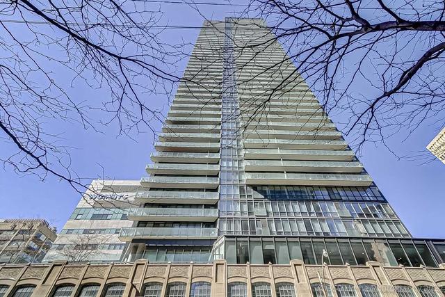1102 - 832 Bay St, Condo with 2 bedrooms, 2 bathrooms and 1 parking in Toronto ON | Image 1