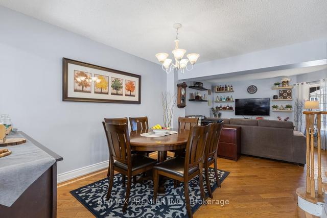 97 Lent Cres, House attached with 3 bedrooms, 3 bathrooms and 2 parking in Brampton ON | Image 34