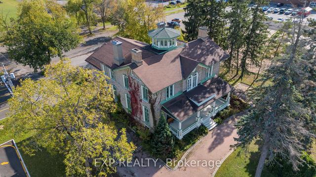 389 King St E, House detached with 8 bedrooms, 3 bathrooms and 20 parking in Kingston ON | Image 23