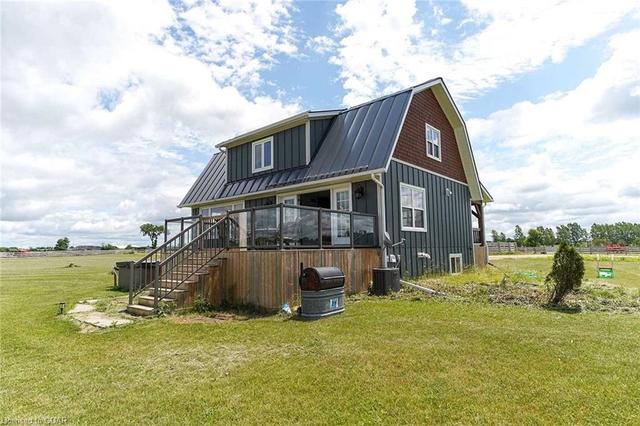 7735 18th Line, House detached with 2 bedrooms, 1 bathrooms and 50 parking in Wellington North ON | Image 17