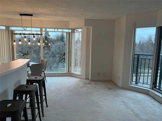 302 - 97 Lawton Blvd, Condo with 2 bedrooms, 2 bathrooms and 1 parking in Toronto ON | Image 9