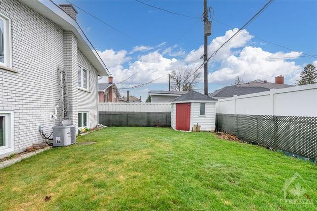 1235 Kitchener Avenue, House detached with 3 bedrooms, 2 bathrooms and 3 parking in Ottawa ON | Image 18