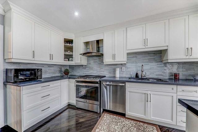 624 Dolly Bird Lane, House semidetached with 3 bedrooms, 4 bathrooms and 3 parking in Mississauga ON | Image 4