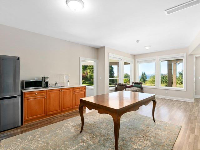 12929 Crescent Road, House detached with 8 bedrooms, 6 bathrooms and 12 parking in Surrey BC | Image 32